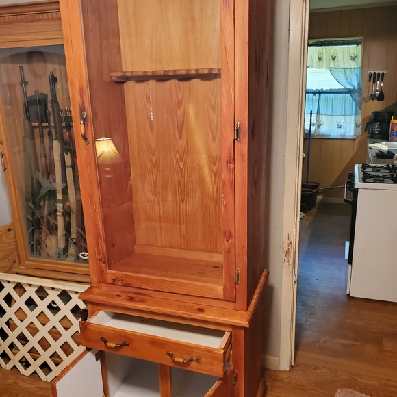 None - Picture 3 of 4